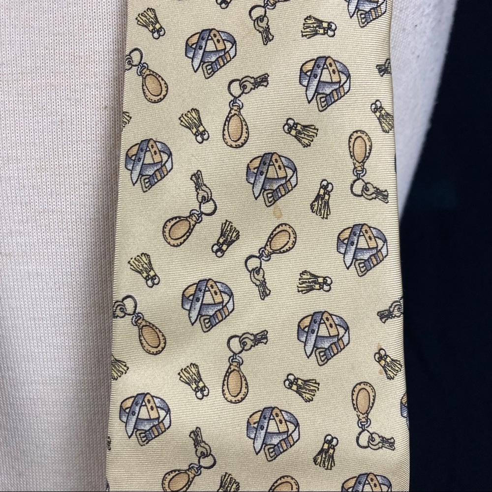 Longchamp men’s key and belt printed silk tie - Picture 5 of 9